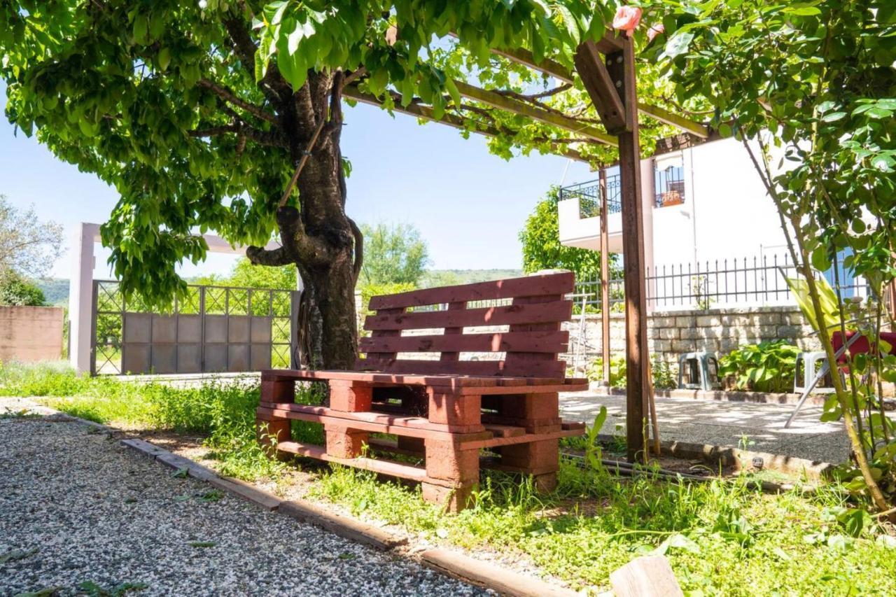 Secret Garden 76 Sq.M. Apartment Close To City Center ヨアニナ エクステリア 写真